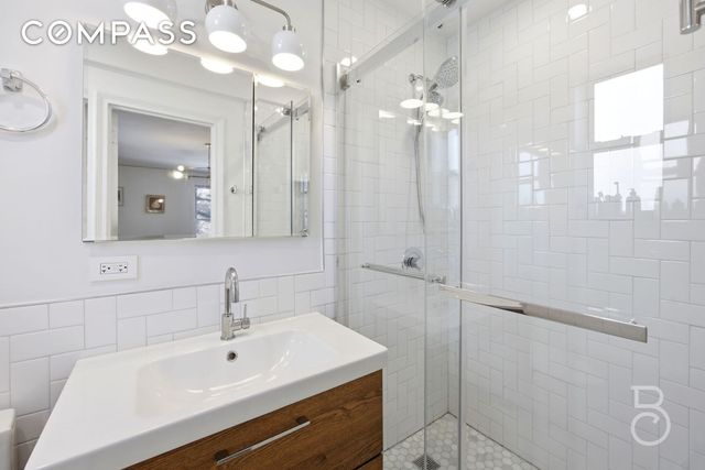 7612 35th Ave Apt 2D, New York City, NY 11372