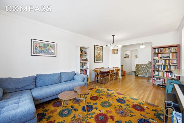 7612 35th Ave Apt 2D, New York City, NY 11372