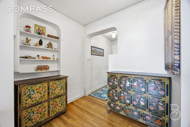 7612 35th Ave Apt 2D, New York City, NY 11372