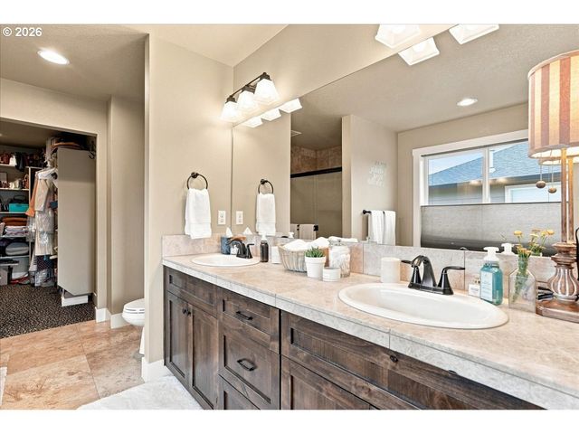 5081 G St, Washougal, WA 98671