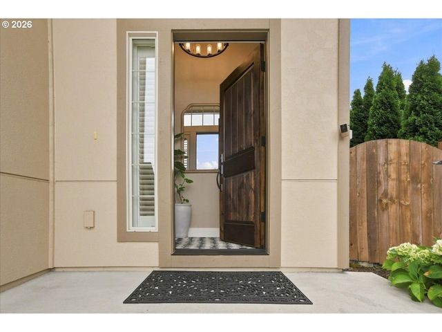 5081 G St, Washougal, WA 98671