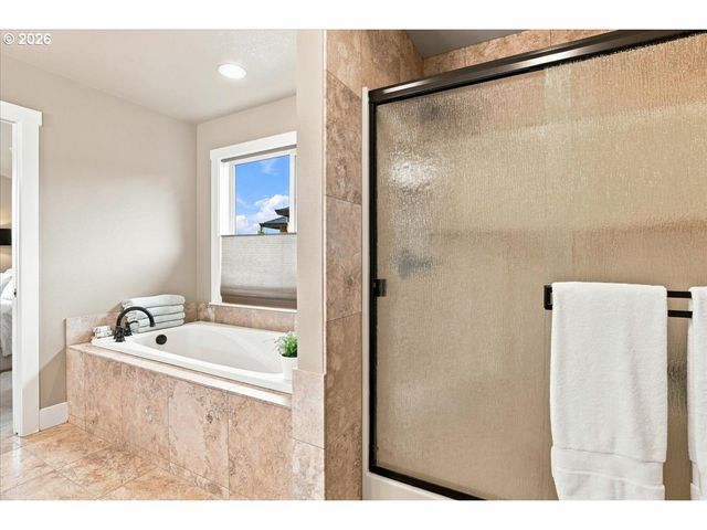 5081 G St, Washougal, WA 98671