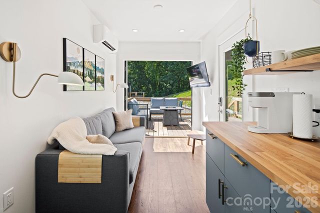 8 George Allen Ridge, Arden, NC 28704