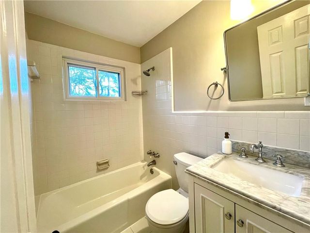 245 Willow Springs Drive, Roswell, GA 30075