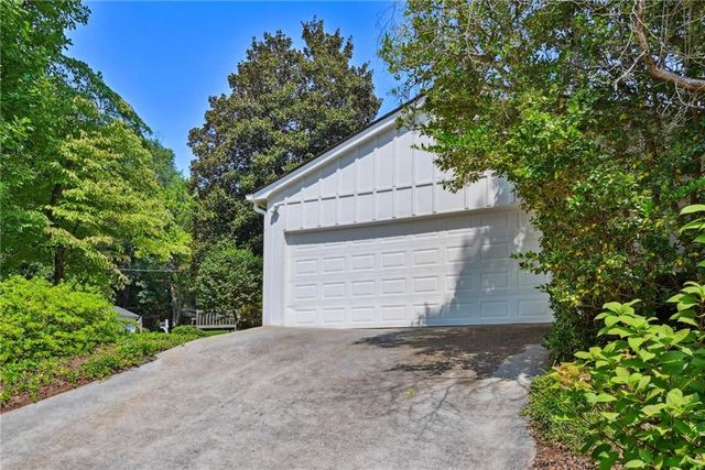 245 Willow Springs Drive, Roswell, GA 30075