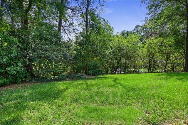 245 Willow Springs Drive, Roswell, GA 30075