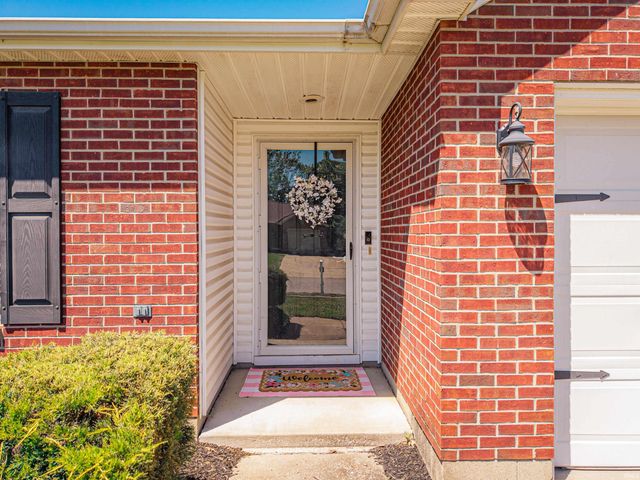 7140 Ashton Park Drive, Evansville, IN 47725