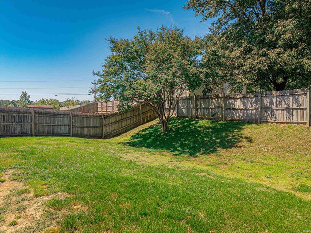 7140 Ashton Park Drive, Evansville, IN 47725