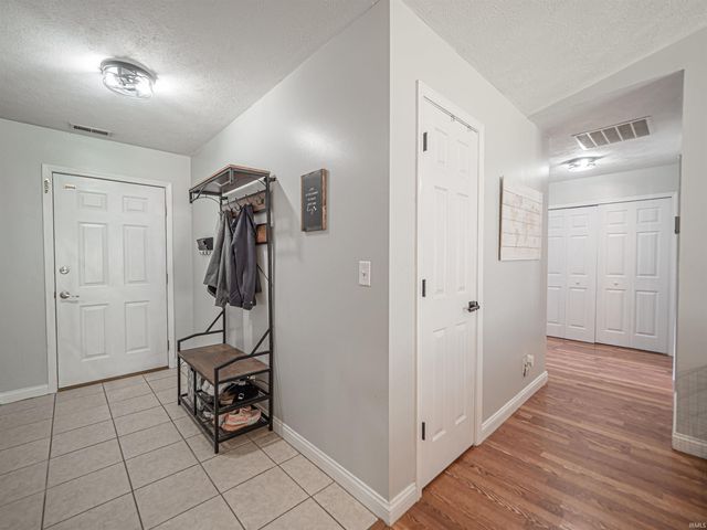 7140 Ashton Park Drive, Evansville, IN 47725