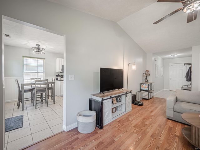 7140 Ashton Park Drive, Evansville, IN 47725