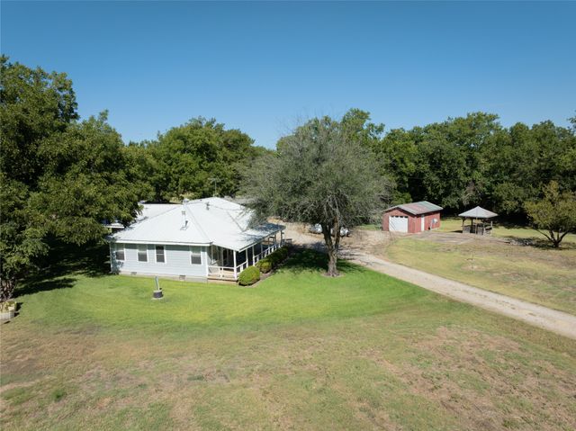 4525 Midway Road, Weatherford, TX 76085