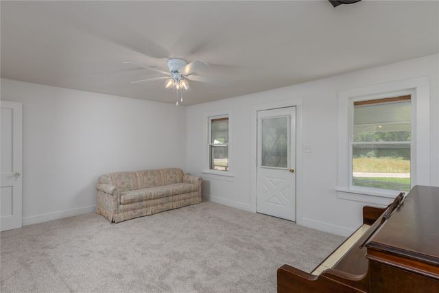 4525 Midway Road, Weatherford, TX 76085