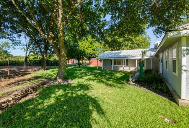 4525 Midway Road, Weatherford, TX 76085