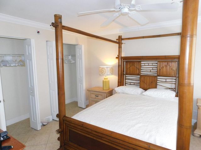 735 Hummingbird Way 204, North Palm Beach, FL 33408