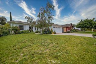16544 Greenleaf Street, Encino (los Angeles), CA 91436