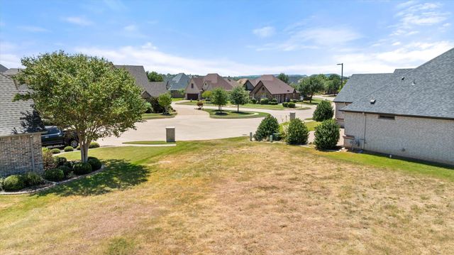 1402 Amsterdam Court, Granbury, TX 76048