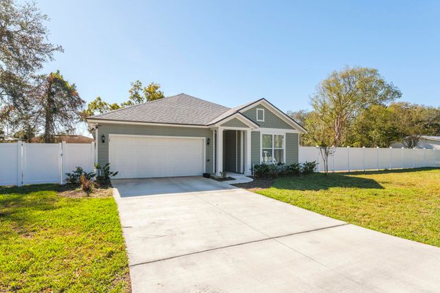 124 Swallow Rd, St Augustine, FL 32086