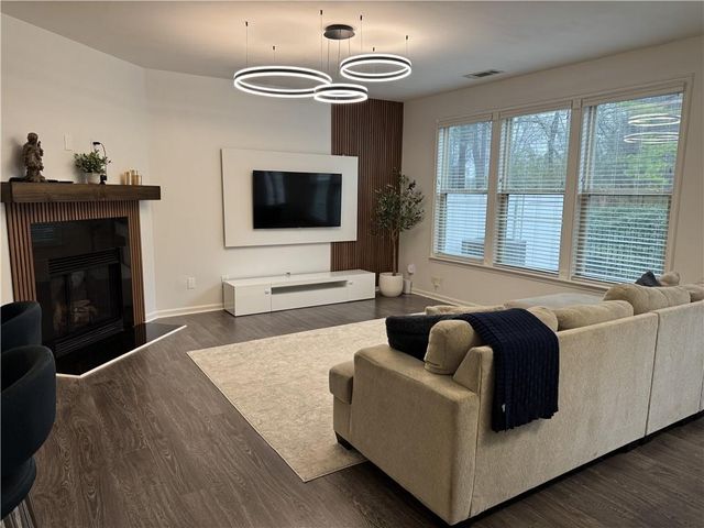 2718 Sardis Chase Court, Buford, GA 30519