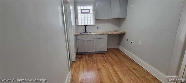 5444 Field Street, Detroit, MI 48213