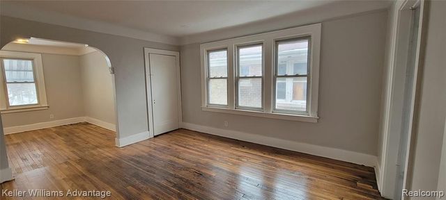 5444 Field Street, Detroit, MI 48213