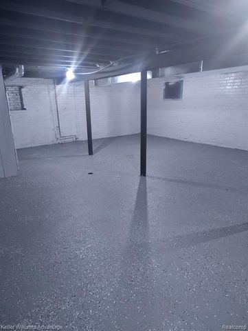 5444 Field Street, Detroit, MI 48213