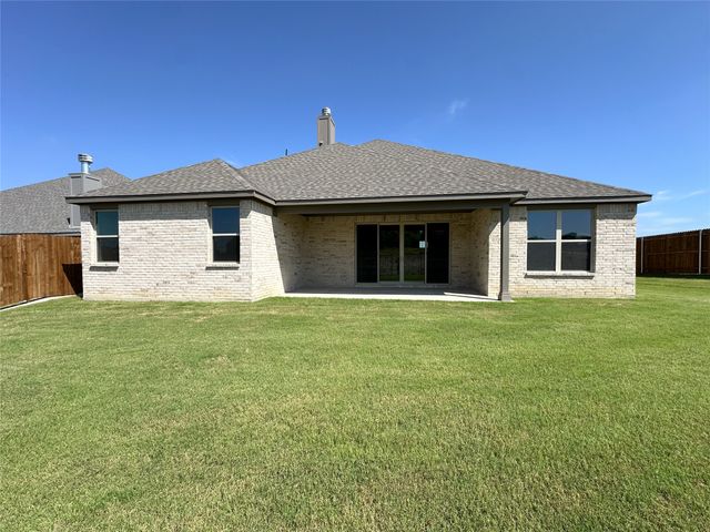 2001 Belle Lagos Lane, Cleburne, TX 76033