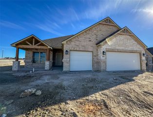 2001 Belle Lagos Lane, Cleburne, TX 76033