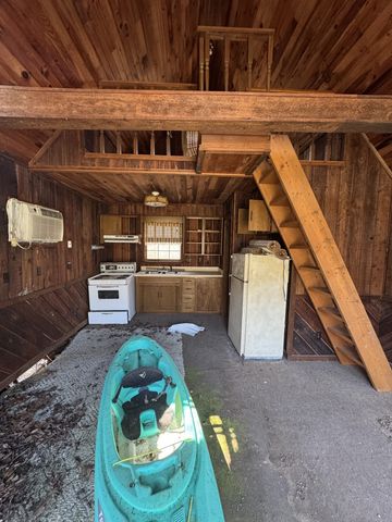 191 Forks River Rd, Waverly, TN 37185