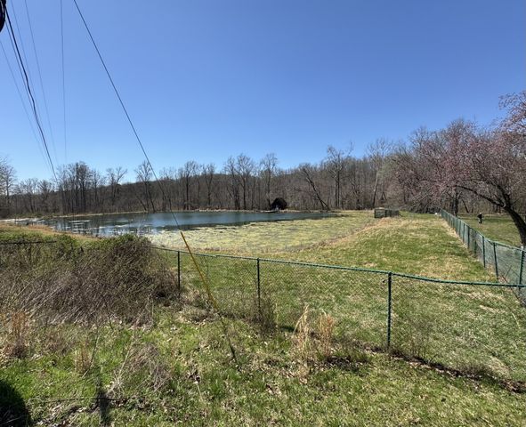 191 Forks River Rd, Waverly, TN 37185
