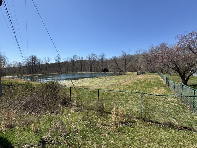 191 Forks River Rd, Waverly, TN 37185