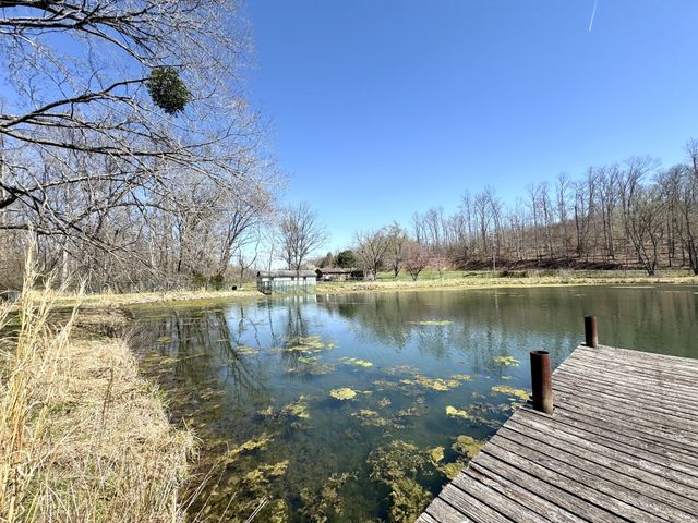 191 Forks River Rd, Waverly, TN 37185