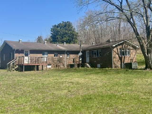 191 Forks River Rd, Waverly, TN 37185