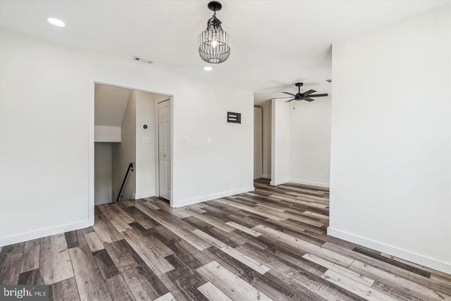 6010 SUNSET RIDGE CT, Centreville, VA 20121