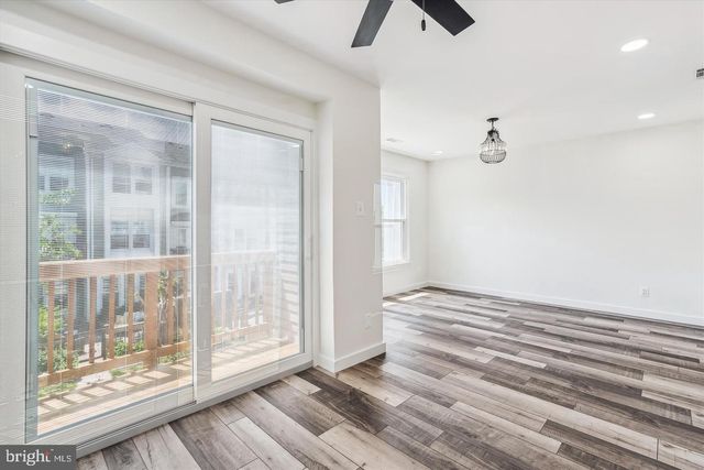 6010 SUNSET RIDGE CT, Centreville, VA 20121