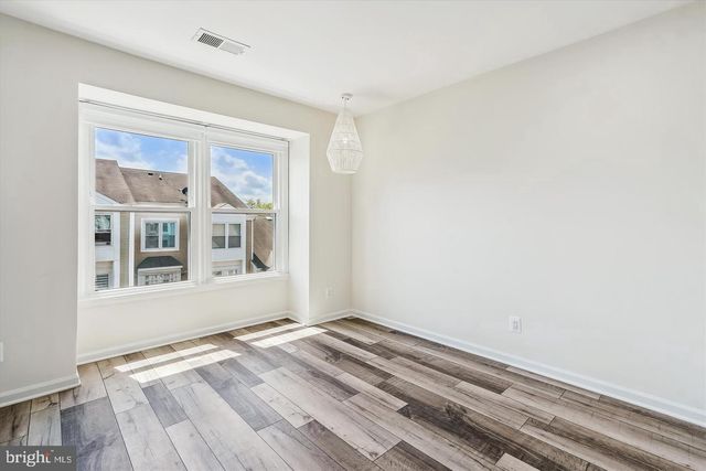 6010 SUNSET RIDGE CT, Centreville, VA 20121