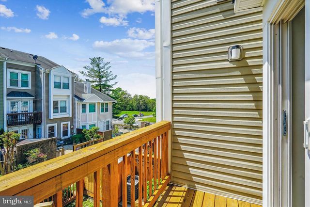 6010 SUNSET RIDGE CT, Centreville, VA 20121