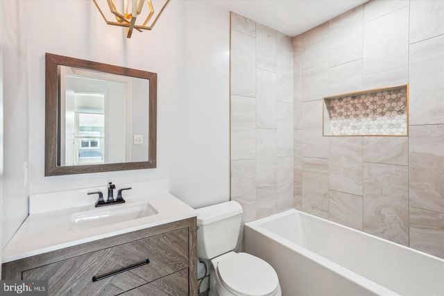 6010 SUNSET RIDGE CT, Centreville, VA 20121