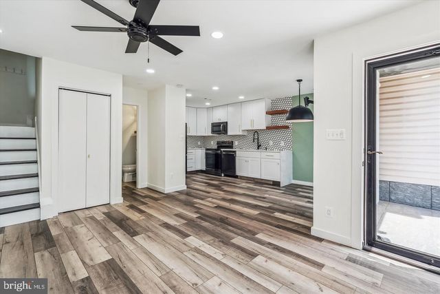6010 SUNSET RIDGE CT, Centreville, VA 20121