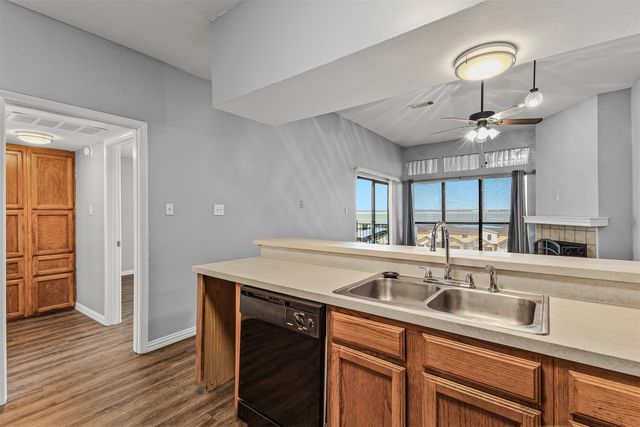 268 Henry M Chandler Drive, Rockwall, TX 75032