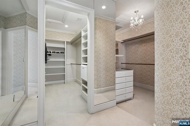 2 Ascot Way, Fort Lee, NJ 07024