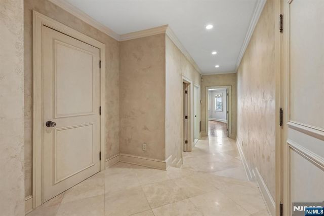 2 Ascot Way, Fort Lee, NJ 07024