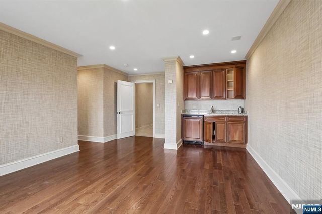 2 Ascot Way, Fort Lee, NJ 07024