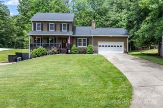 123 Clearwater Drive, Morganton, NC 28655