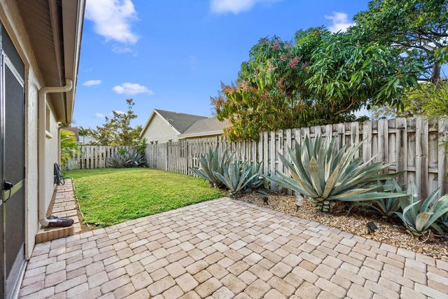 13011 Blue Lake Drive, Wellington, FL 33414