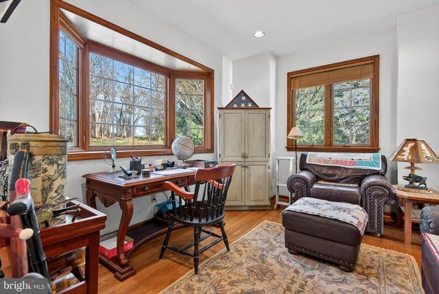 210 KELLY LN, York, PA 17406