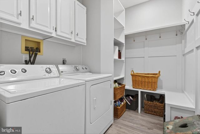 210 KELLY LN, York, PA 17406