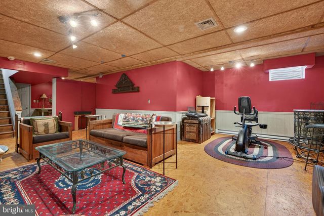 210 KELLY LN, York, PA 17406