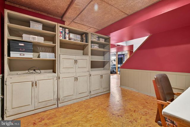 210 KELLY LN, York, PA 17406