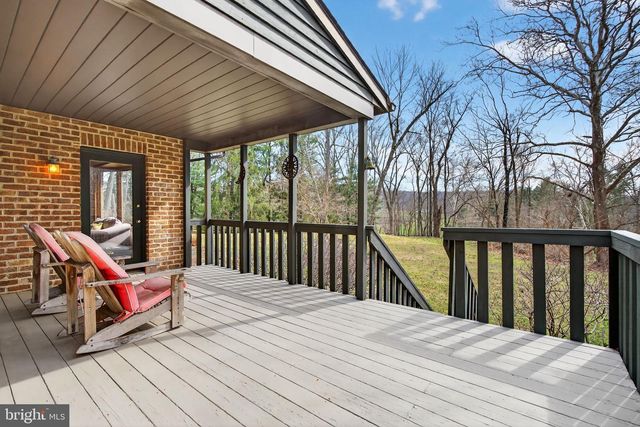 210 KELLY LN, York, PA 17406