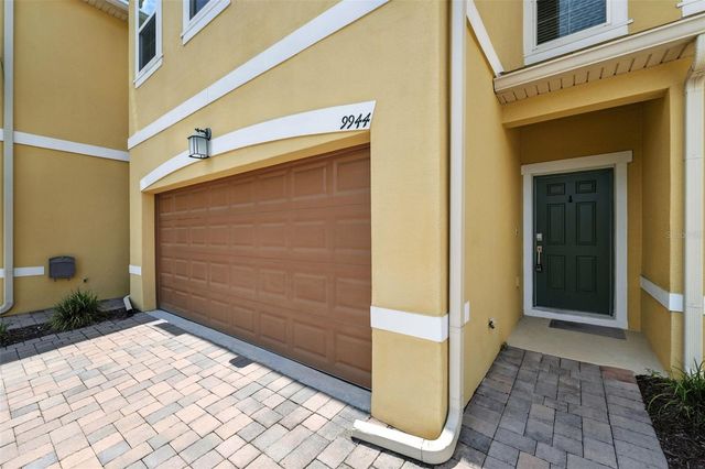 9944 RED EAGLE DRIVE, Orlando, FL 32825